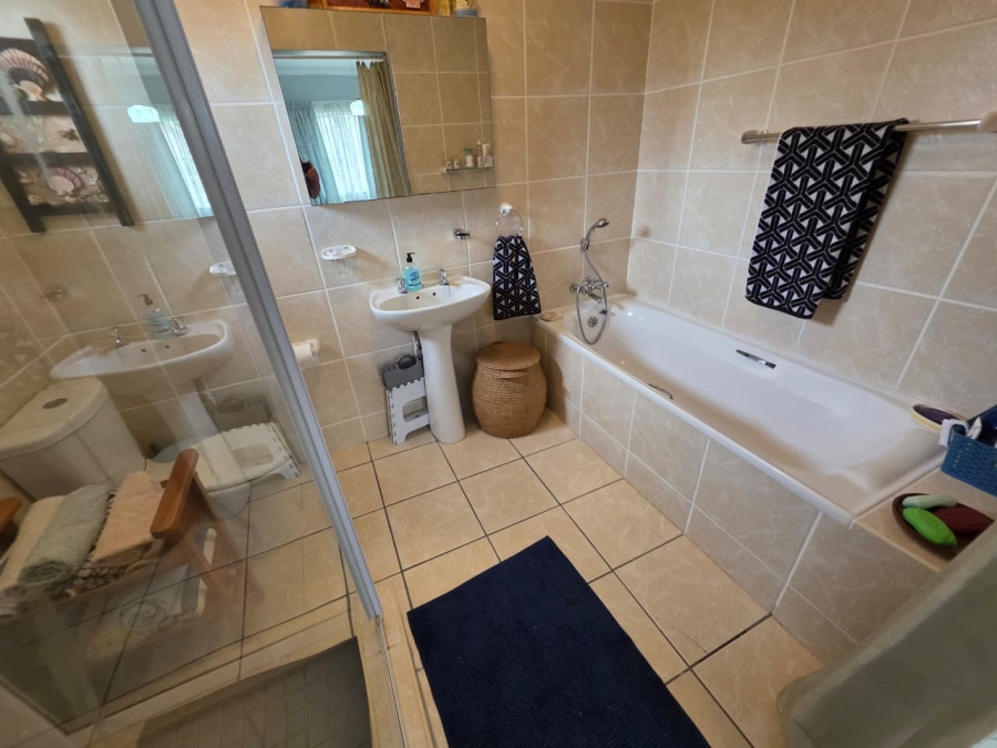 3 Bedroom Property for Sale in Montage Western Cape